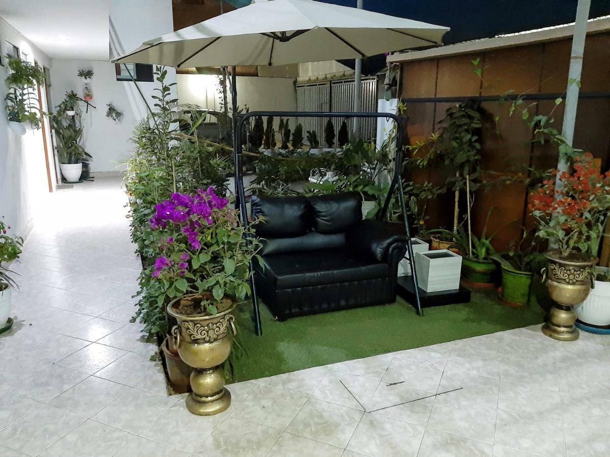 Hostal Caprichos Huacho Exterior foto
